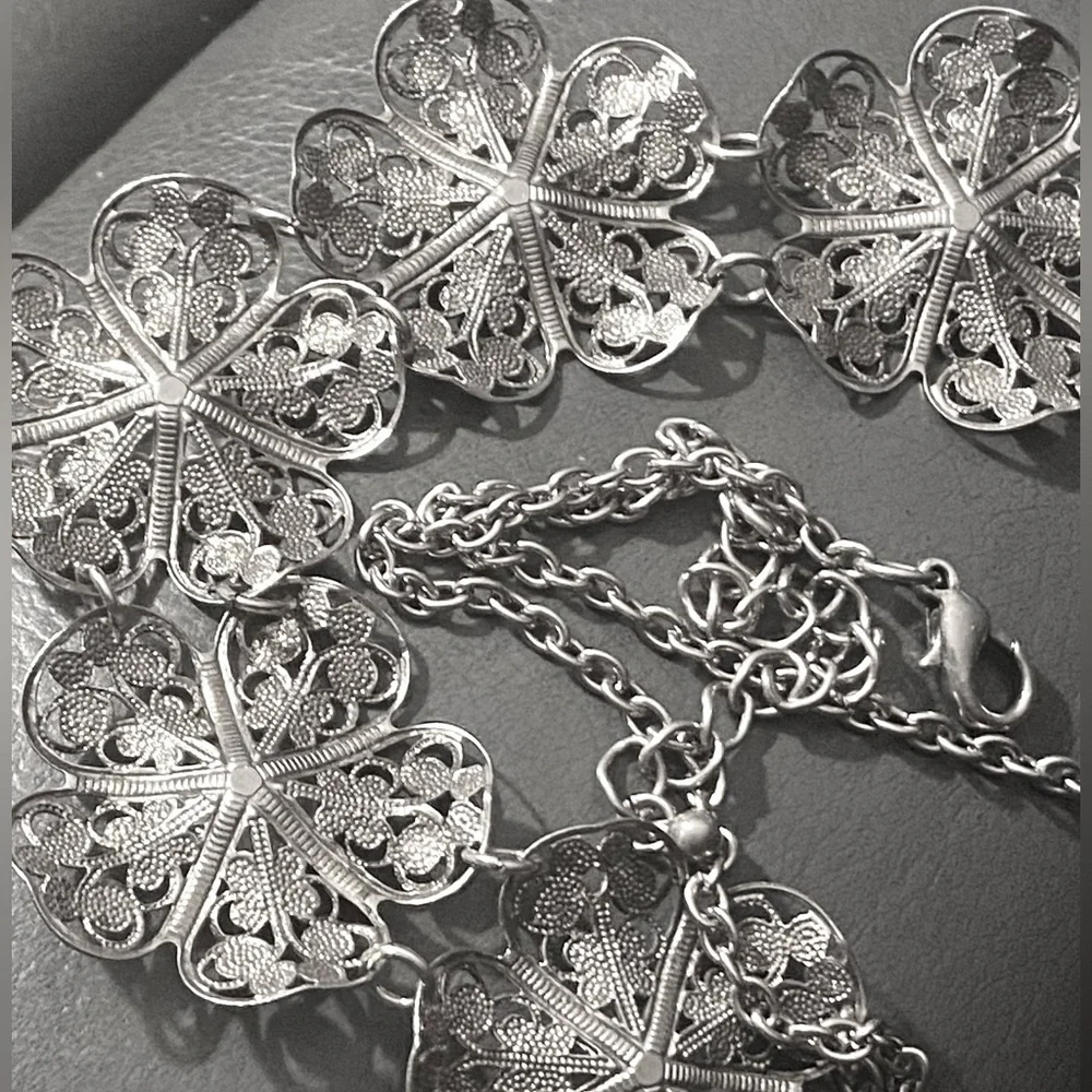 Vintage Silver Tone Filigree Flower Link Chocker Necklace Center Rhinestones